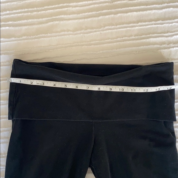❌SOLD Black Fold-over Yoga Pants - Picture 5 of 8